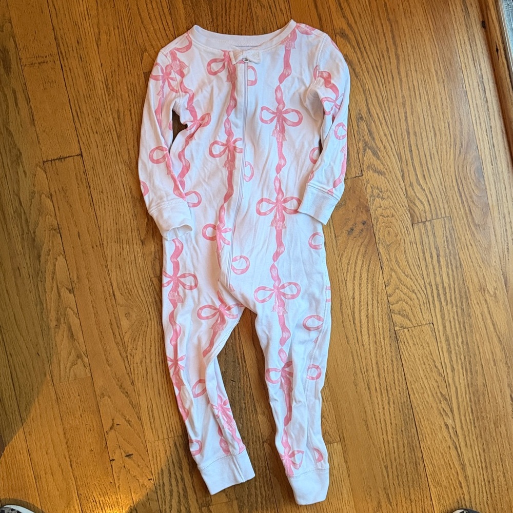 The Beaufort Bonnet Company Noelle Night Night White and Pink Onesie PJs